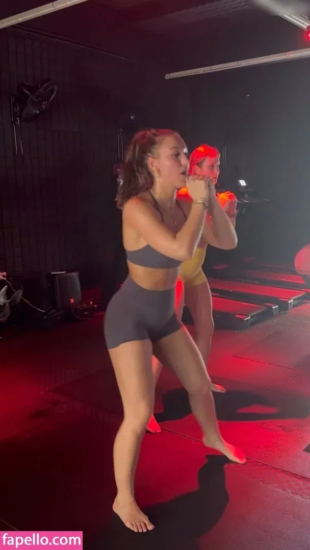 Bo Van Bussel Onlyfans Photo Gallery 