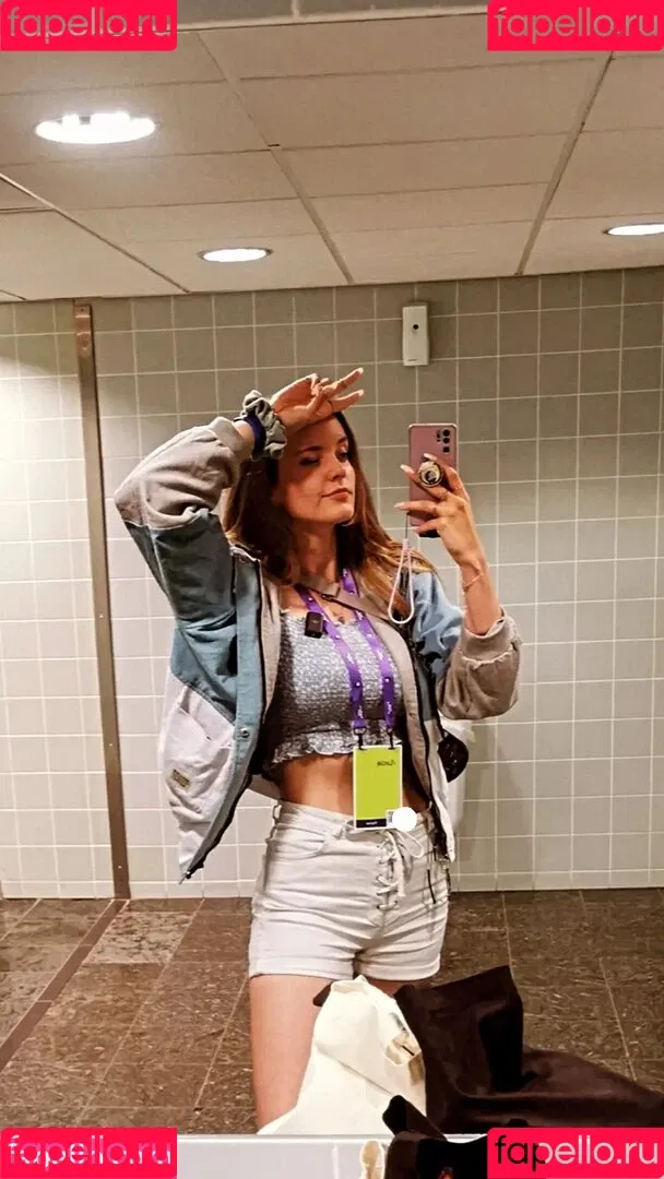 Lvcia / Hyrula Onlyfans Photo Gallery 