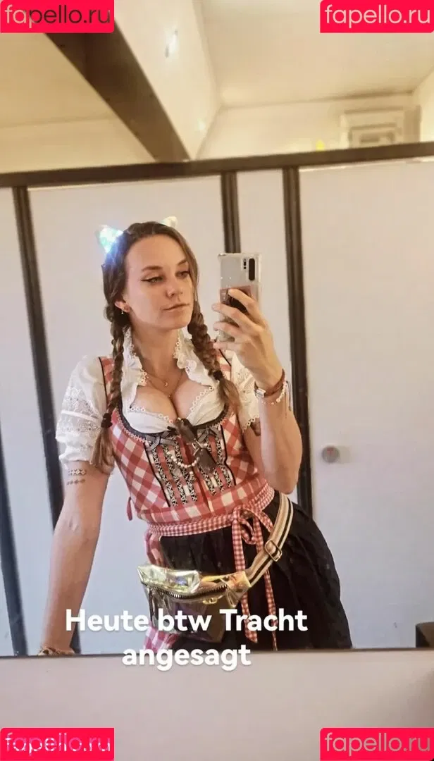 Lvcia / Hyrula Onlyfans Photo Gallery 