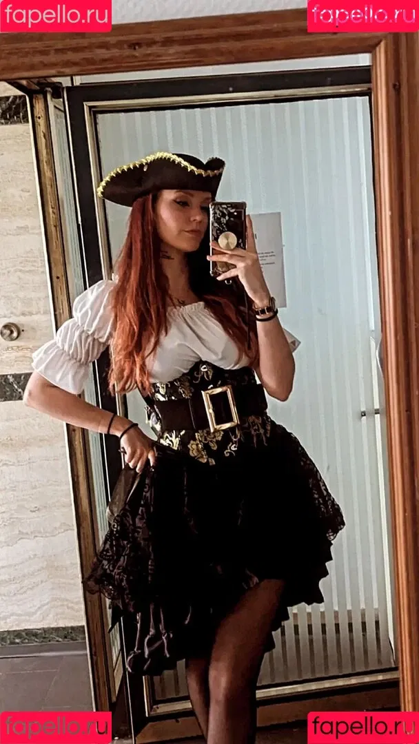 Lvcia / Hyrula Onlyfans Photo Gallery 