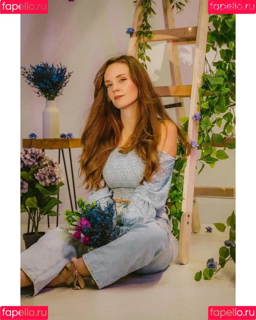 Lvcia / Hyrula Onlyfans Photo Gallery 