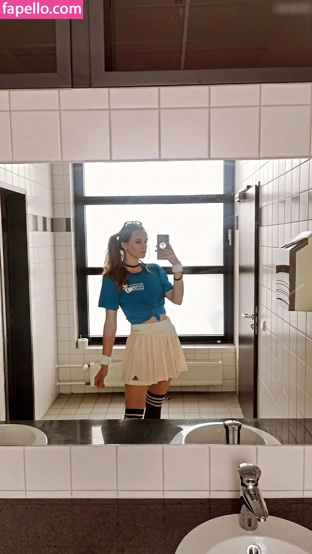 Lvcia / Hyrula Onlyfans Photo Gallery 