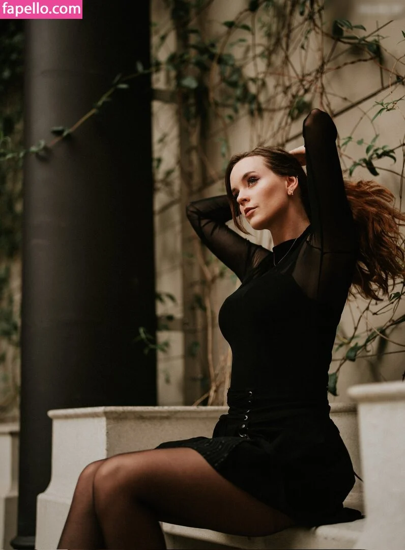 Lvcia / Hyrula Onlyfans Photo Gallery 