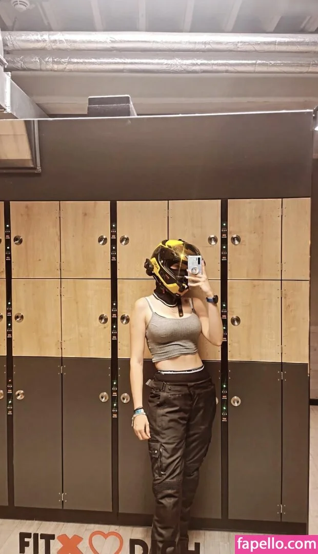 Lvcia / Hyrula Onlyfans Photo Gallery 