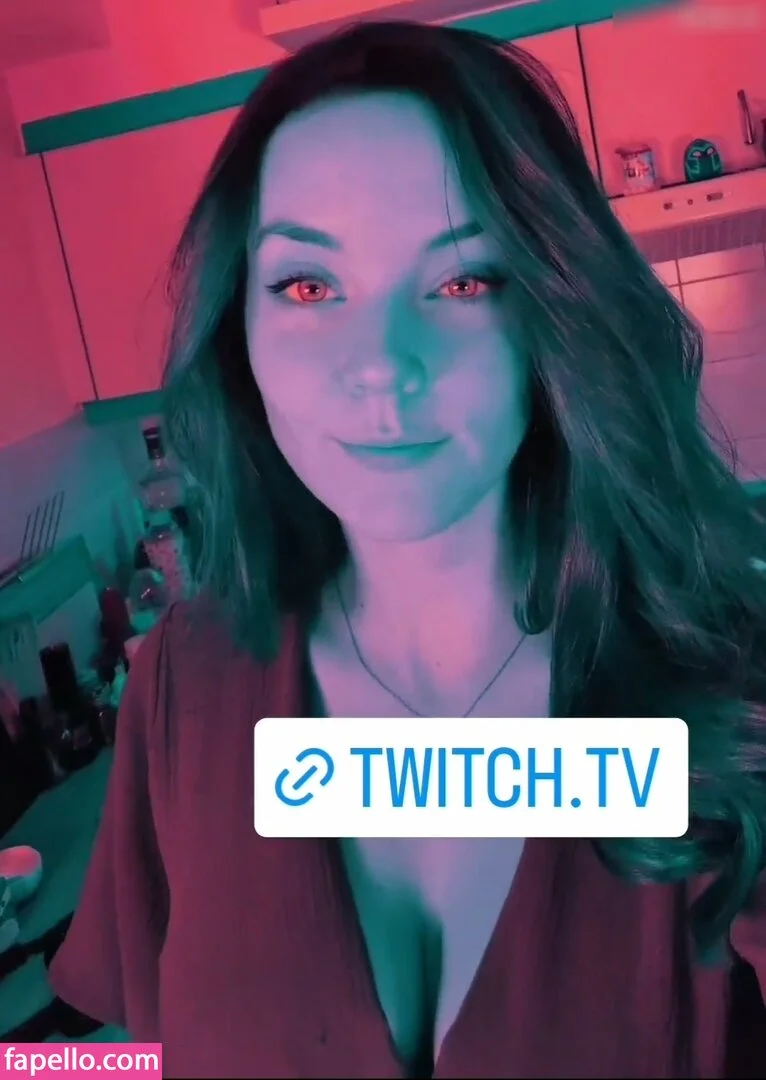 Lvcia / Hyrula Onlyfans Photo Gallery 