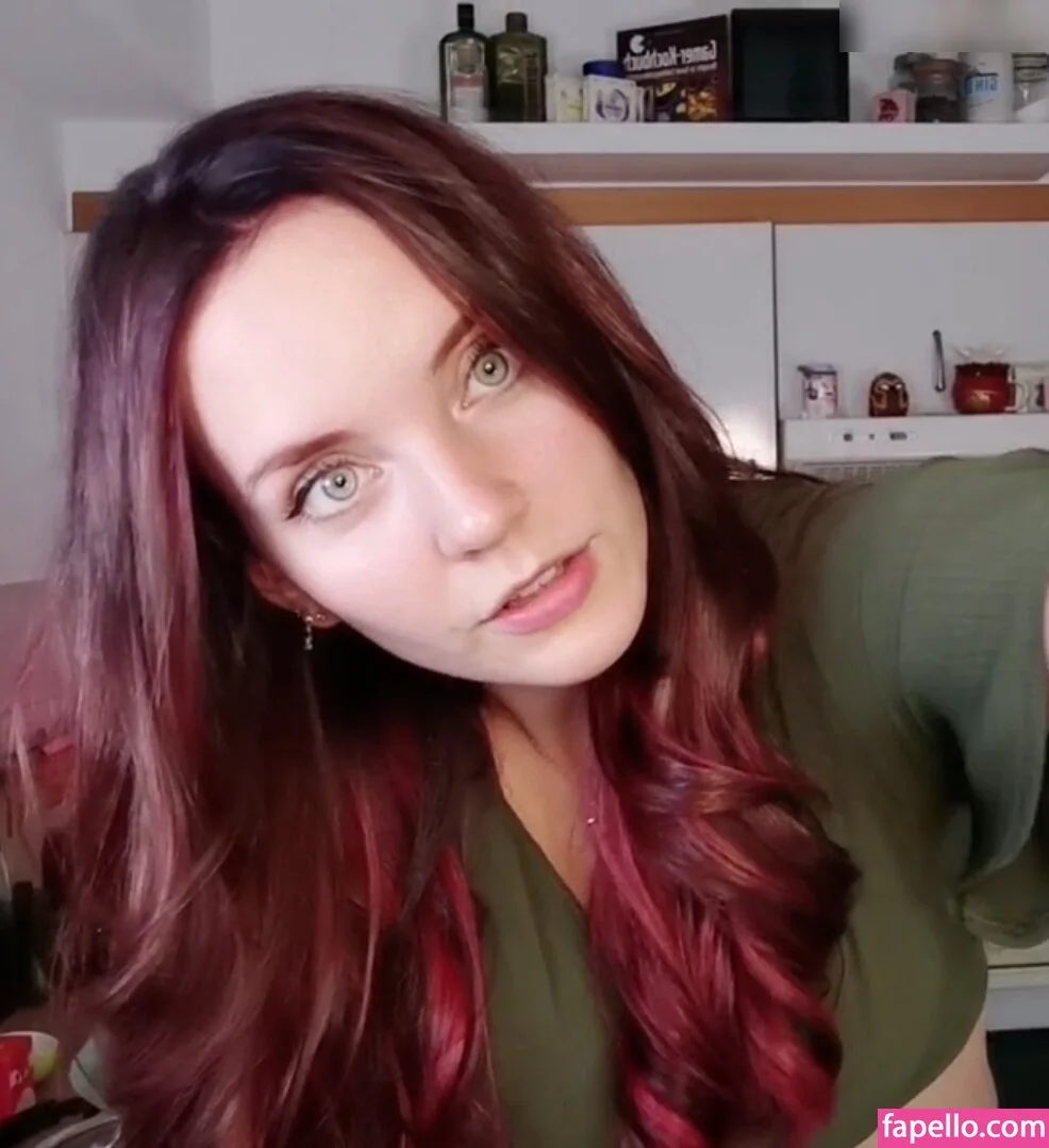 Lvcia / Hyrula Onlyfans Photo Gallery 