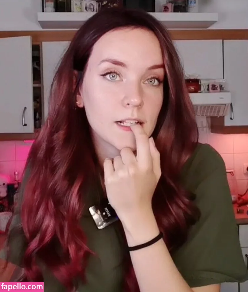 Lvcia / Hyrula Onlyfans Photo Gallery 