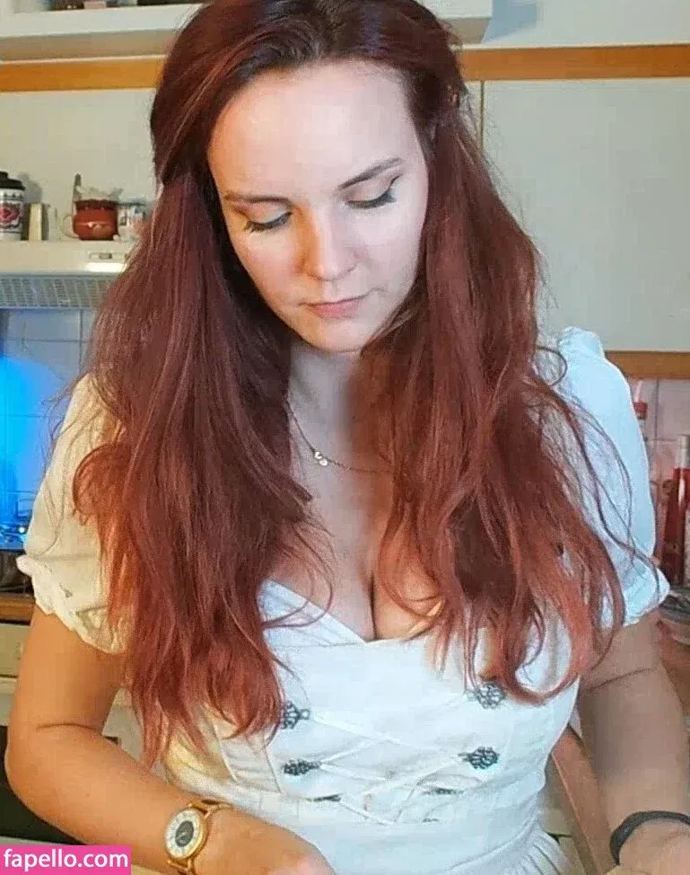 Lvcia / Hyrula Onlyfans Photo Gallery 