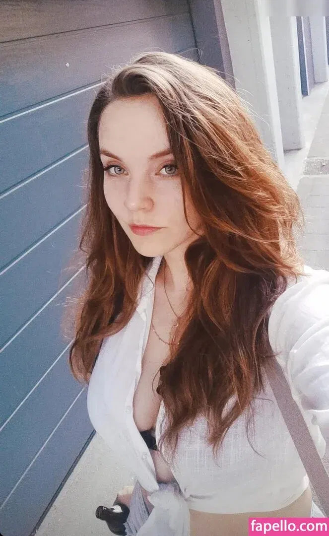 Lvcia / Hyrula Onlyfans Photo Gallery 