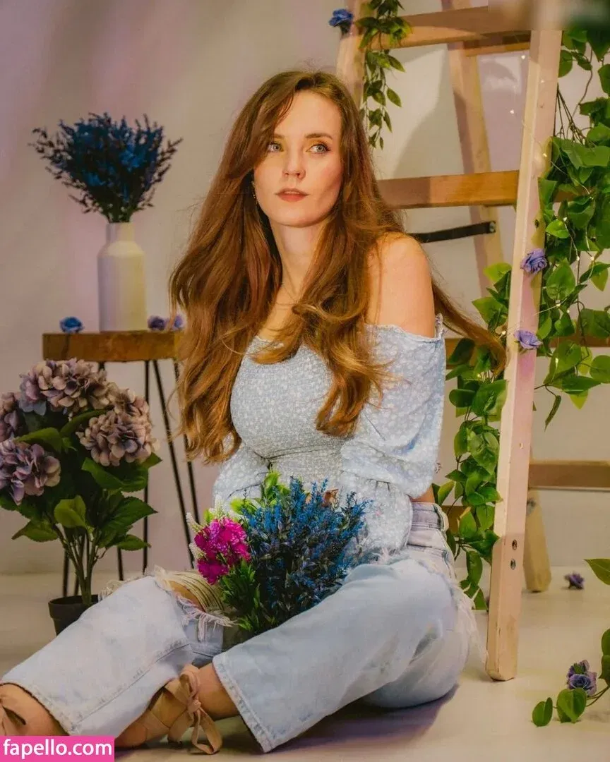 Lvcia / Hyrula Onlyfans Photo Gallery 