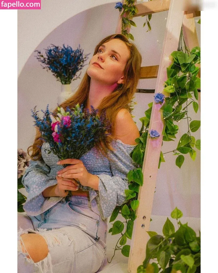 Lvcia / Hyrula Onlyfans Photo Gallery 