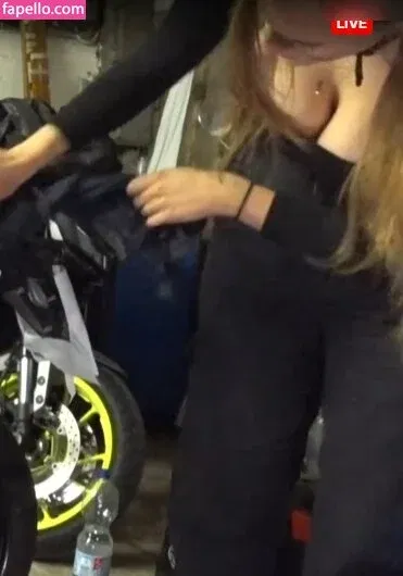 Lvcia / Hyrula Onlyfans Photo Gallery 