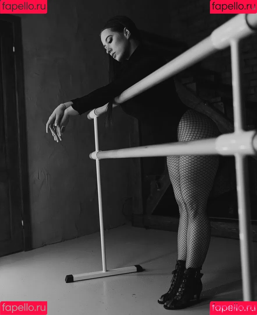 Alina Baranova Onlyfans Photo Gallery 