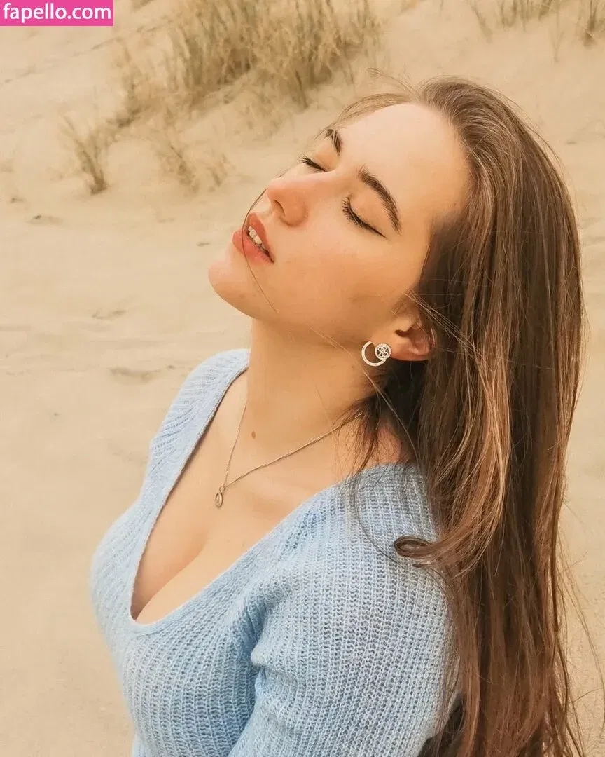 Alina Baranova Onlyfans Photo Gallery 