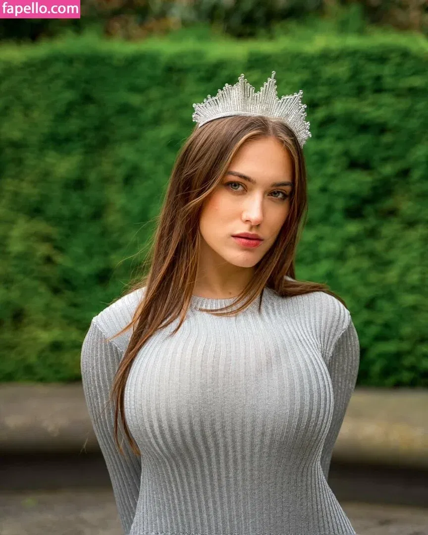 Alina Baranova Onlyfans Photo Gallery 