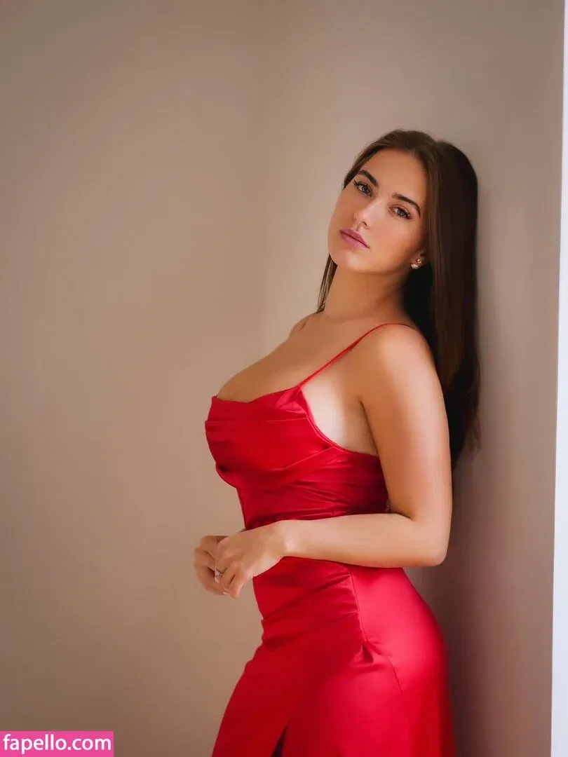 Alina Baranova Onlyfans Photo Gallery 