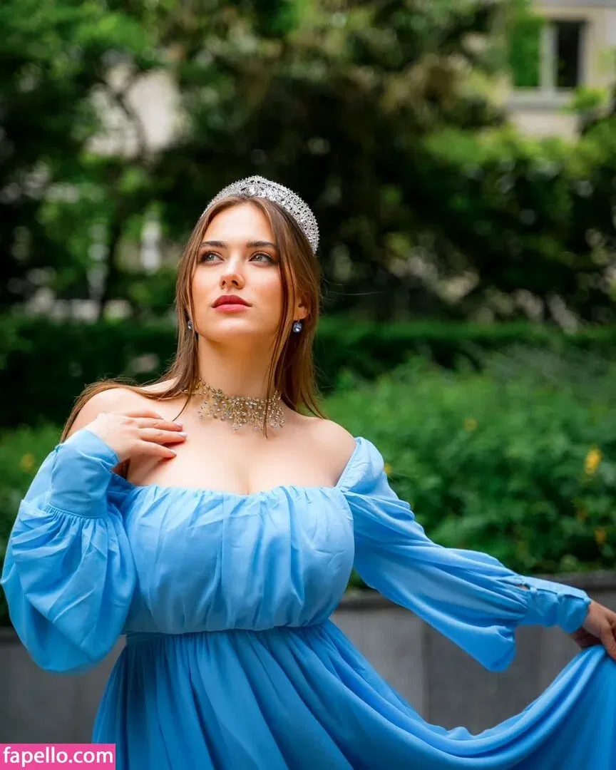 Alina Baranova Onlyfans Photo Gallery 