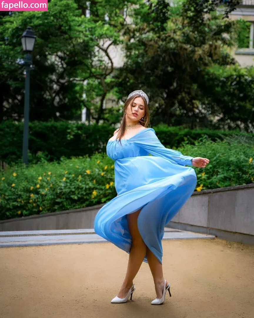 Alina Baranova Onlyfans Photo Gallery 