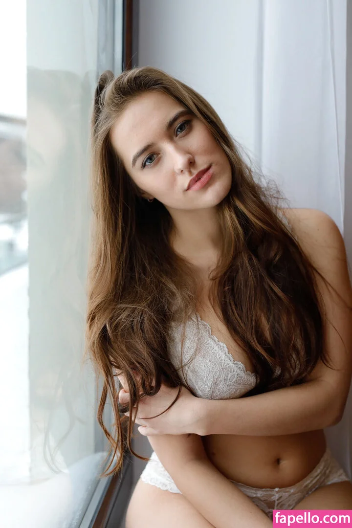 Alina Baranova Onlyfans Photo Gallery 