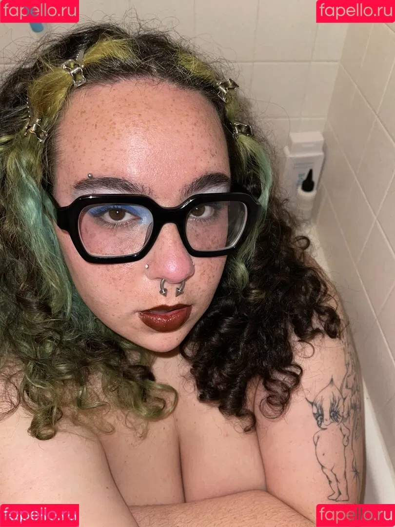 Actualneetgirl Onlyfans Photo Gallery 