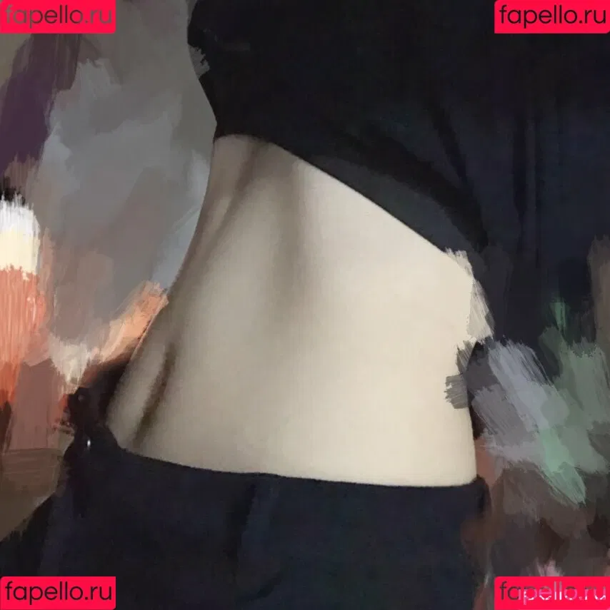 Belly Button Onlyfans Photo Gallery 