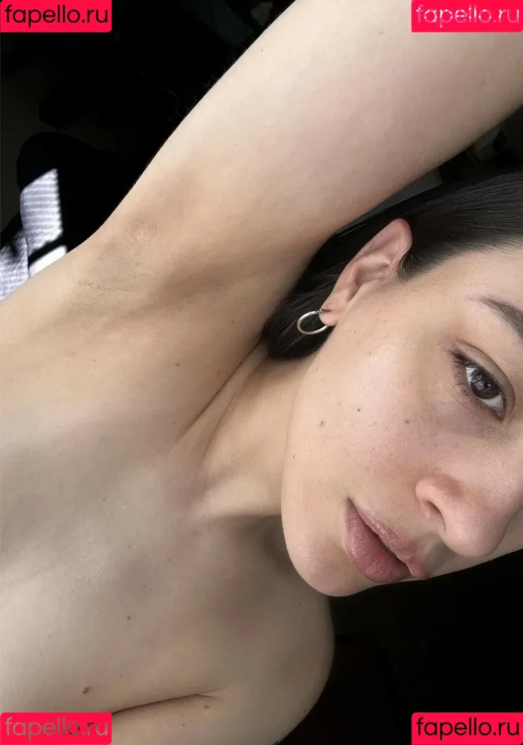 Belly Button Onlyfans Photo Gallery 