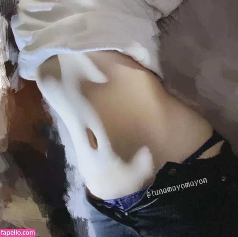 Belly Button Onlyfans Photo Gallery 