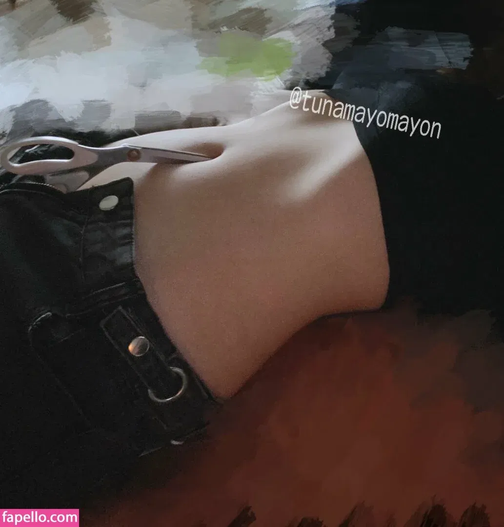 Belly Button Onlyfans Photo Gallery 