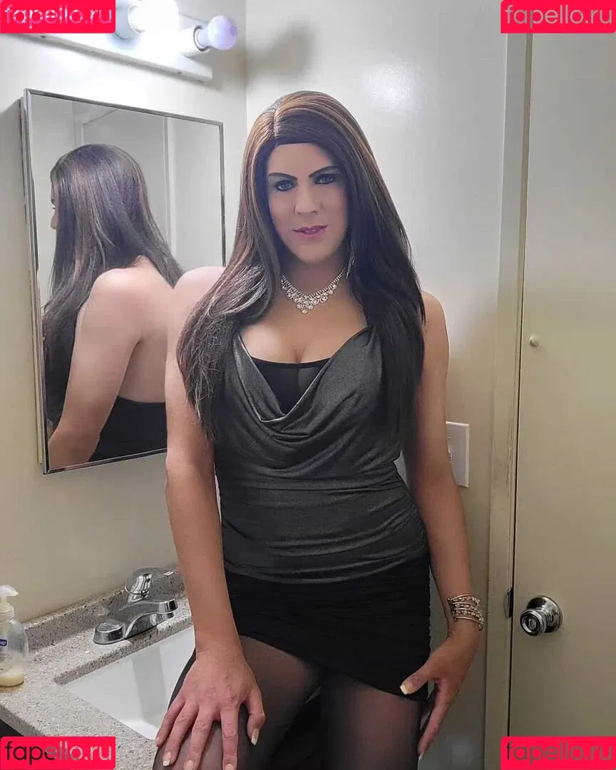 CD Emily Florence Onlyfans Photo Gallery 
