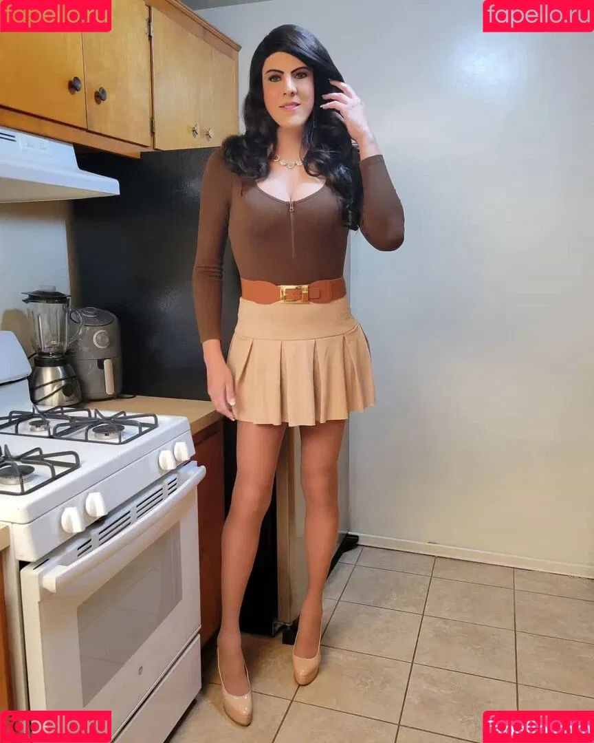 CD Emily Florence Onlyfans Photo Gallery 