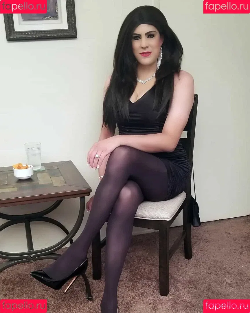 CD Emily Florence Onlyfans Photo Gallery 