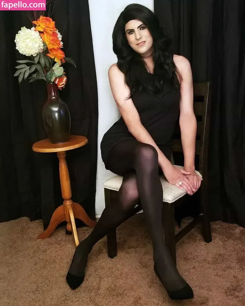 CD Emily Florence Onlyfans Photo Gallery 