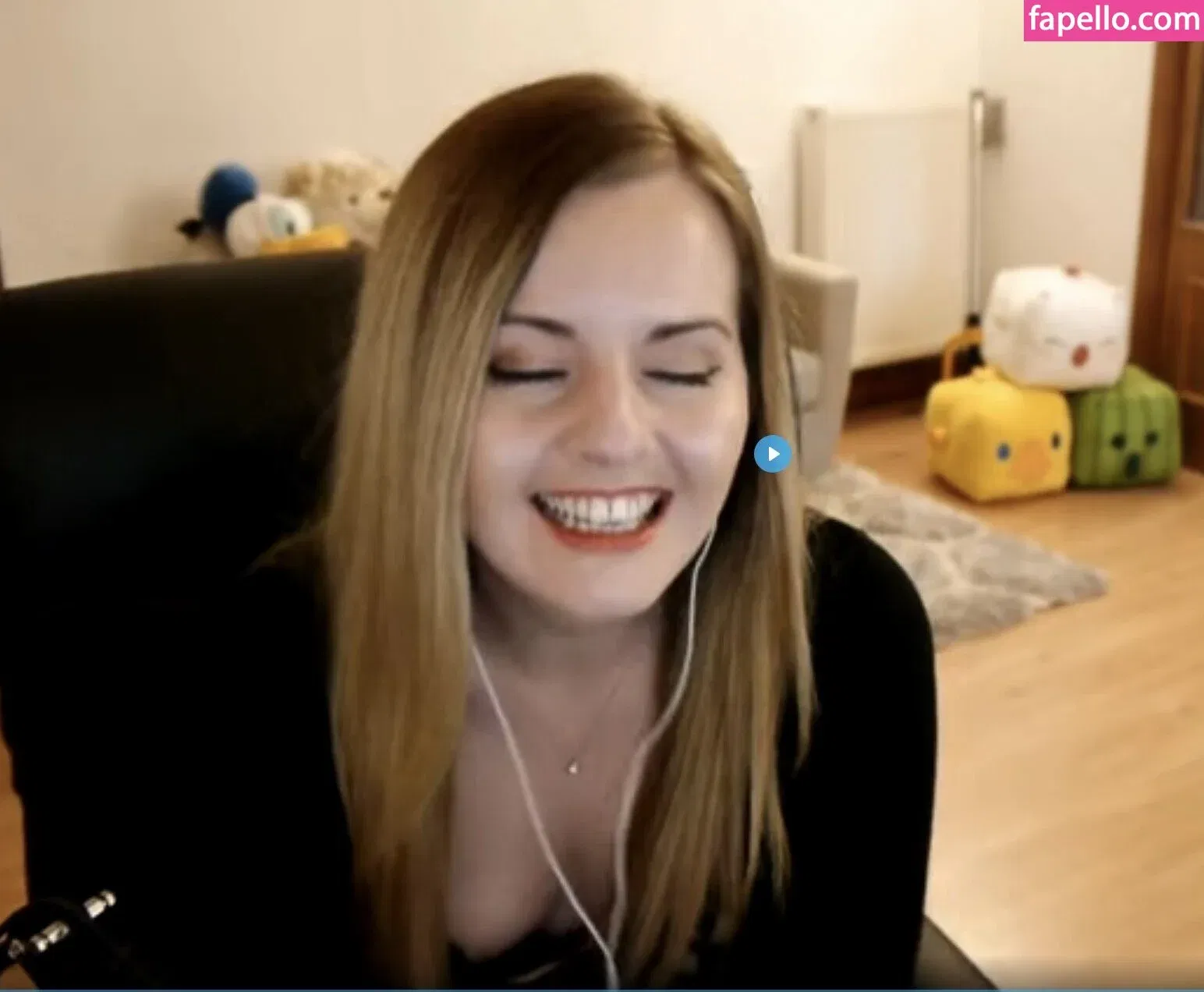 Suzy Lu Onlyfans Photo Gallery 