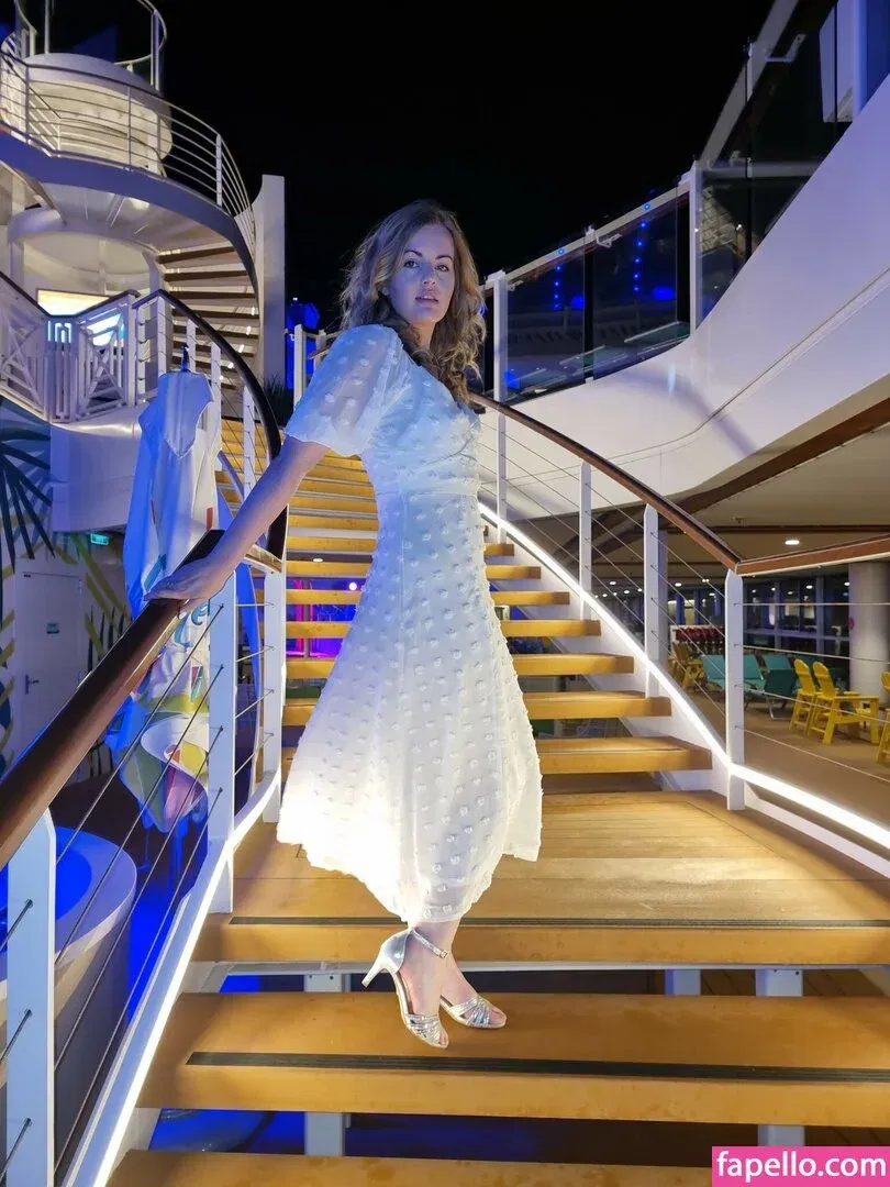 Suzy Lu Onlyfans Photo Gallery 