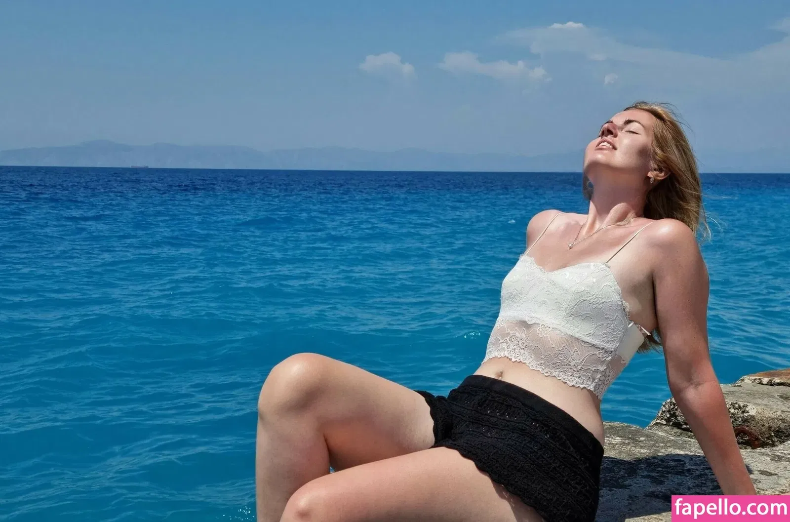 Suzy Lu Onlyfans Photo Gallery 