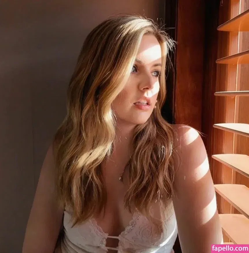 Suzy Lu Onlyfans Photo Gallery 