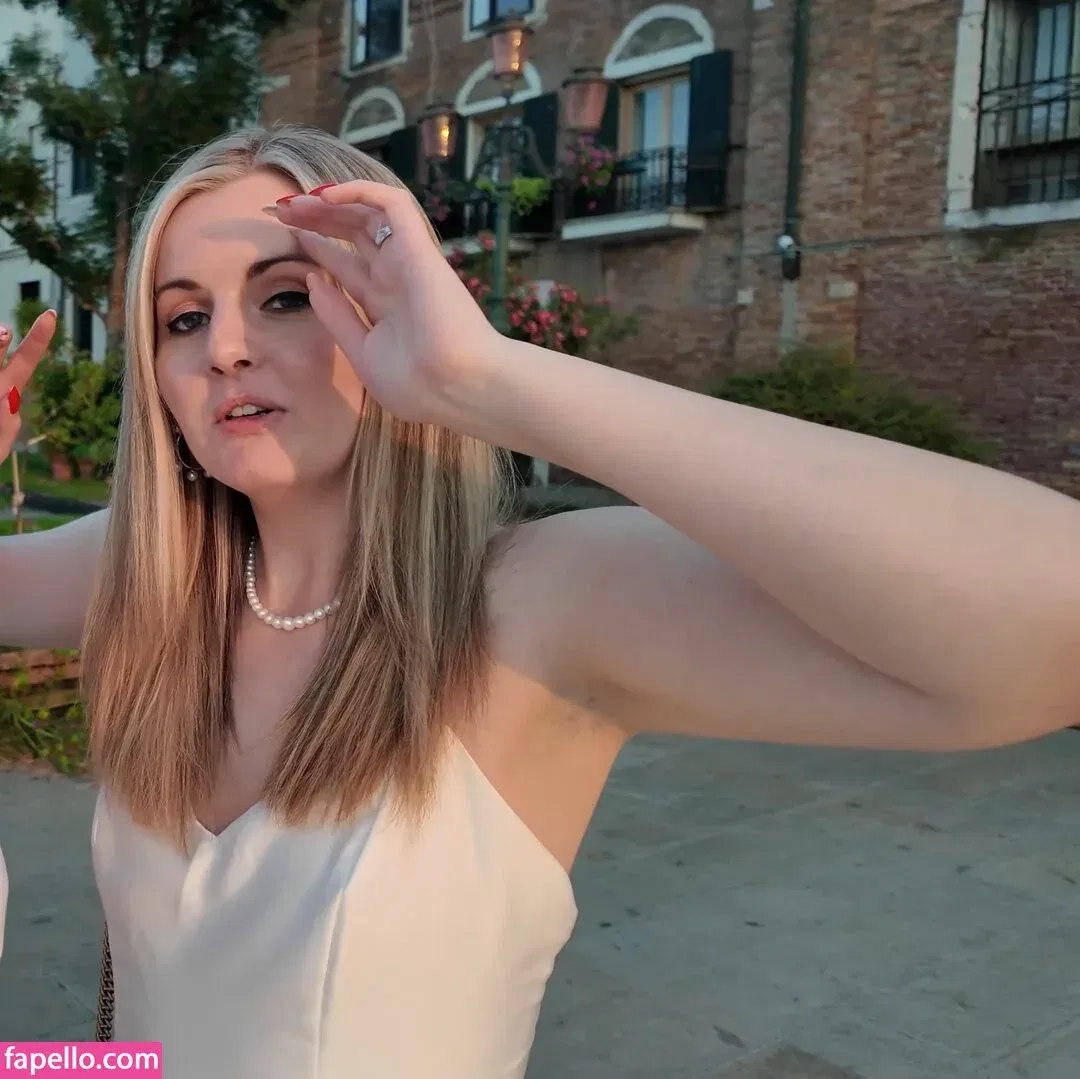 Suzy Lu Onlyfans Photo Gallery 