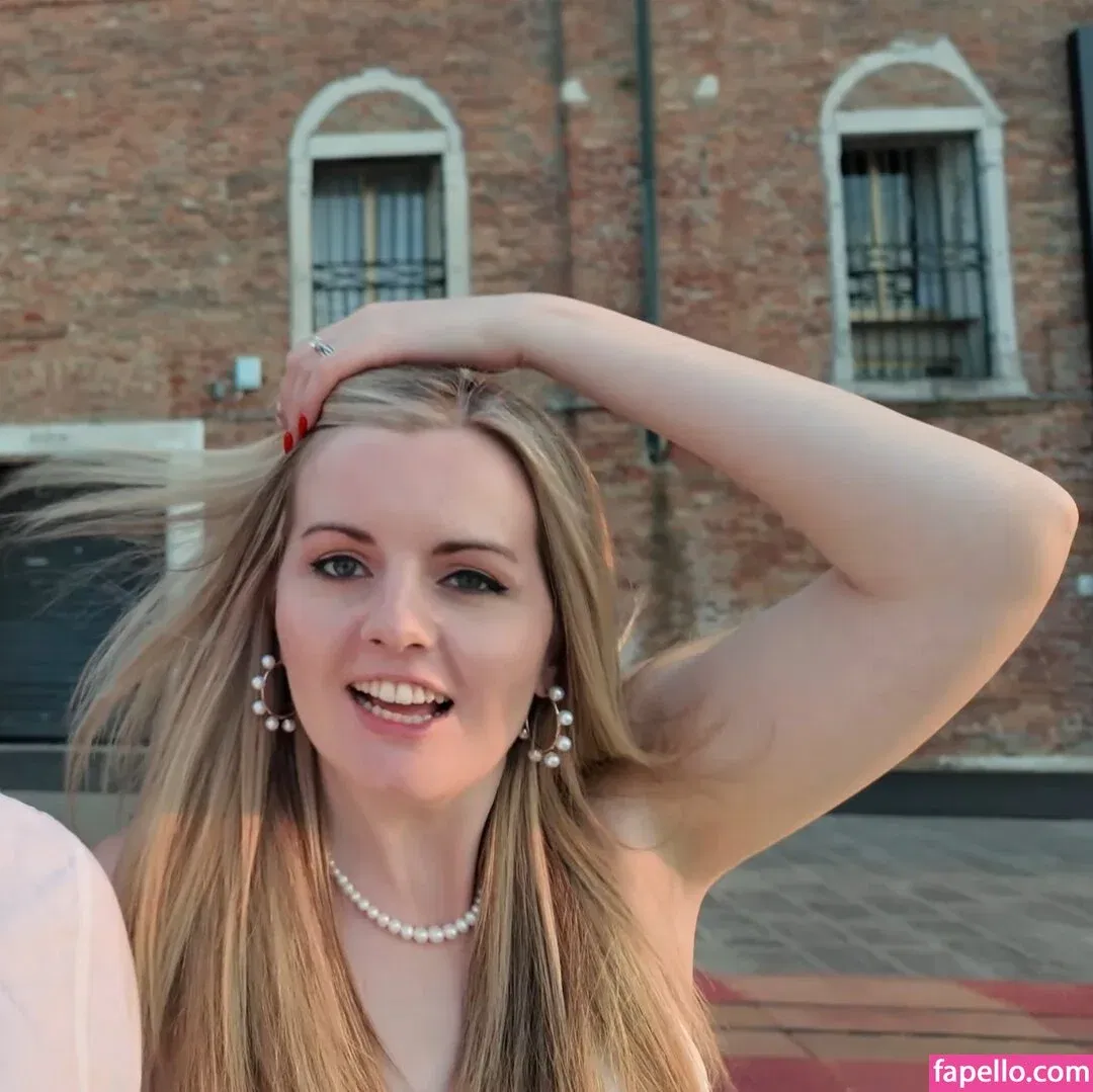 Suzy Lu Onlyfans Photo Gallery 