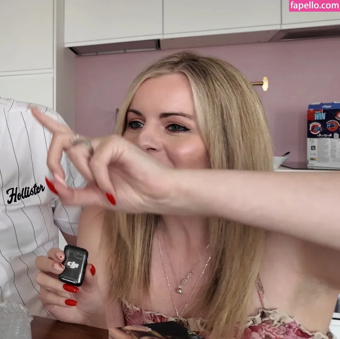 Suzy Lu Onlyfans Photo Gallery 