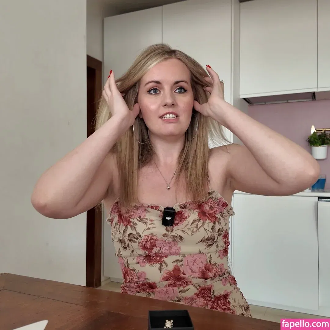 Suzy Lu Onlyfans Photo Gallery 