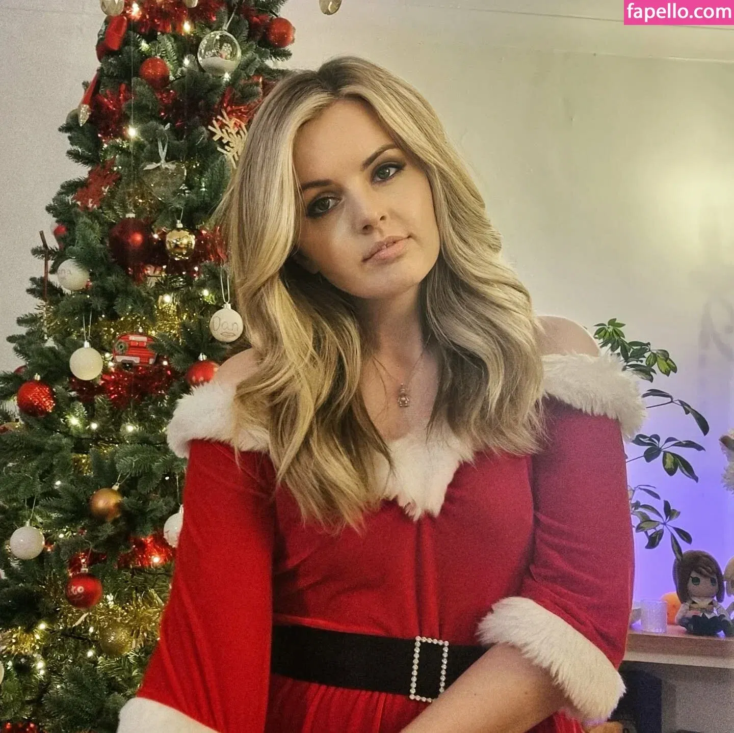 Suzy Lu Onlyfans Photo Gallery 