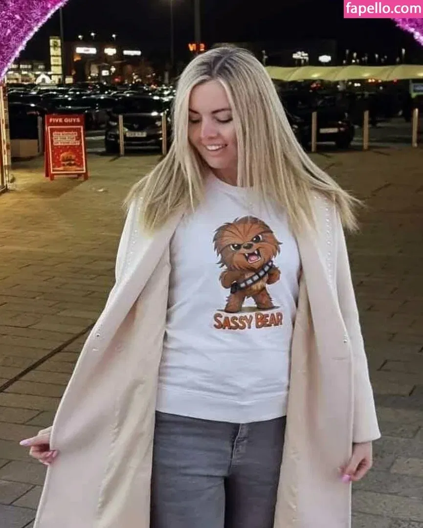 Suzy Lu Onlyfans Photo Gallery 