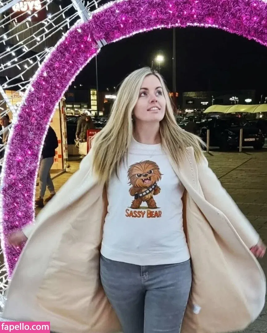 Suzy Lu Onlyfans Photo Gallery 