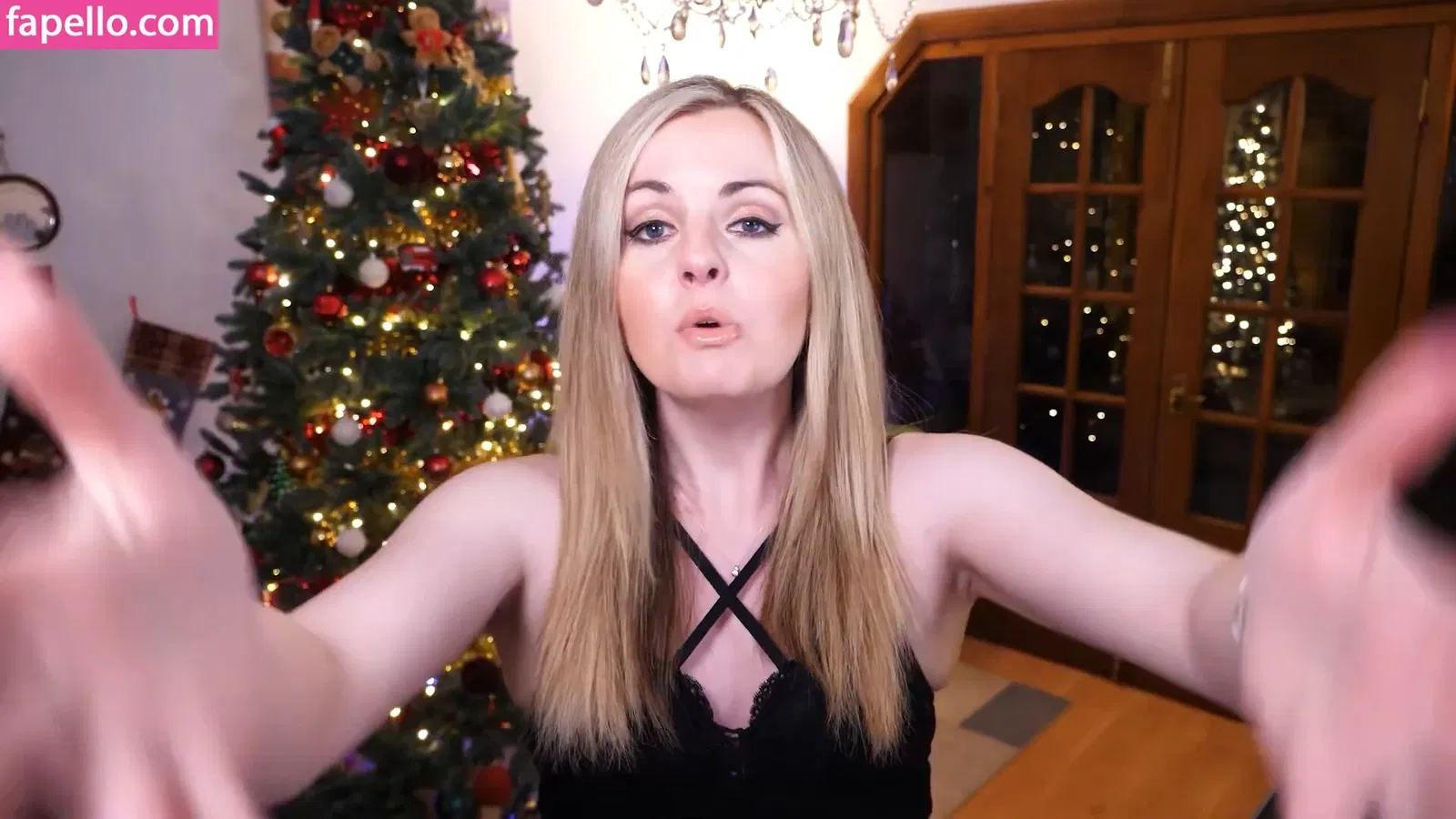 Suzy Lu Onlyfans Photo Gallery 