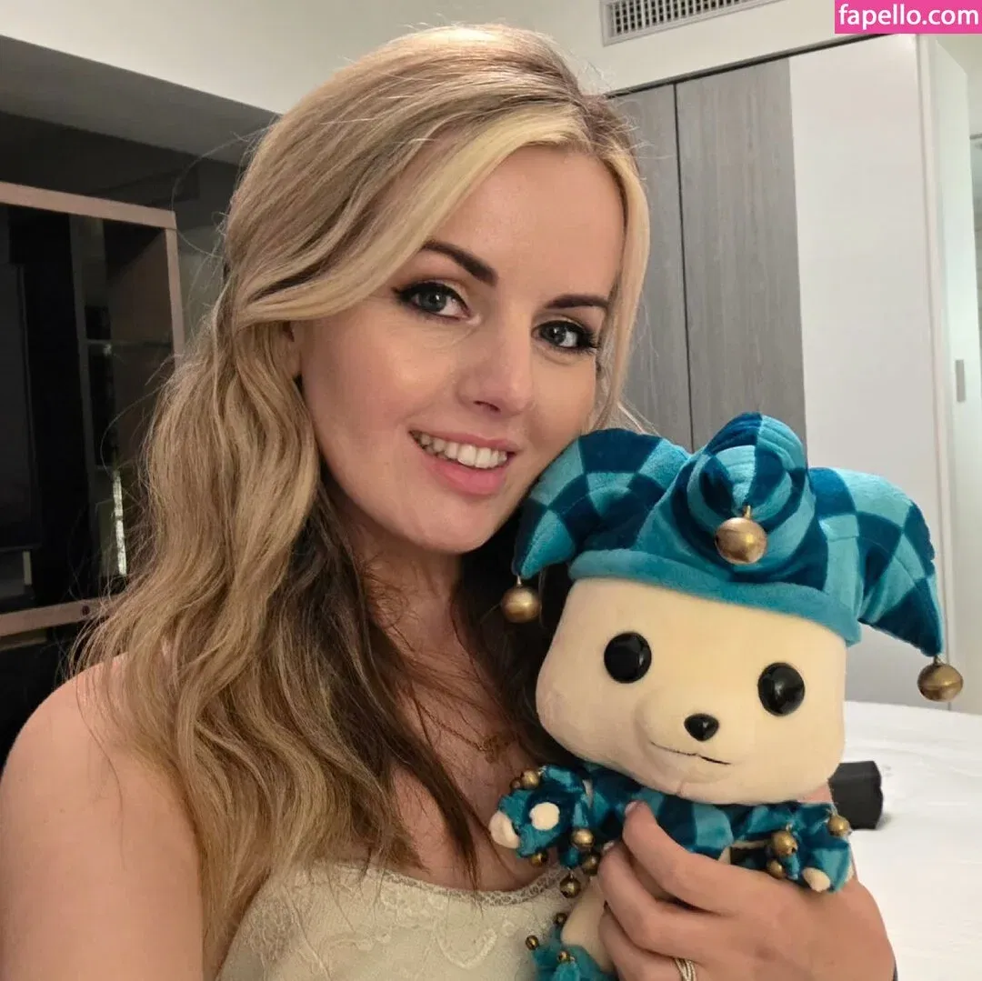 Suzy Lu Onlyfans Photo Gallery 