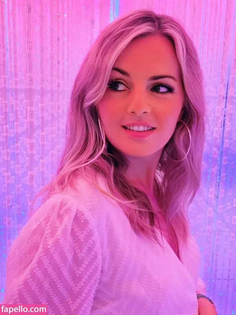 Suzy Lu Onlyfans Photo Gallery 