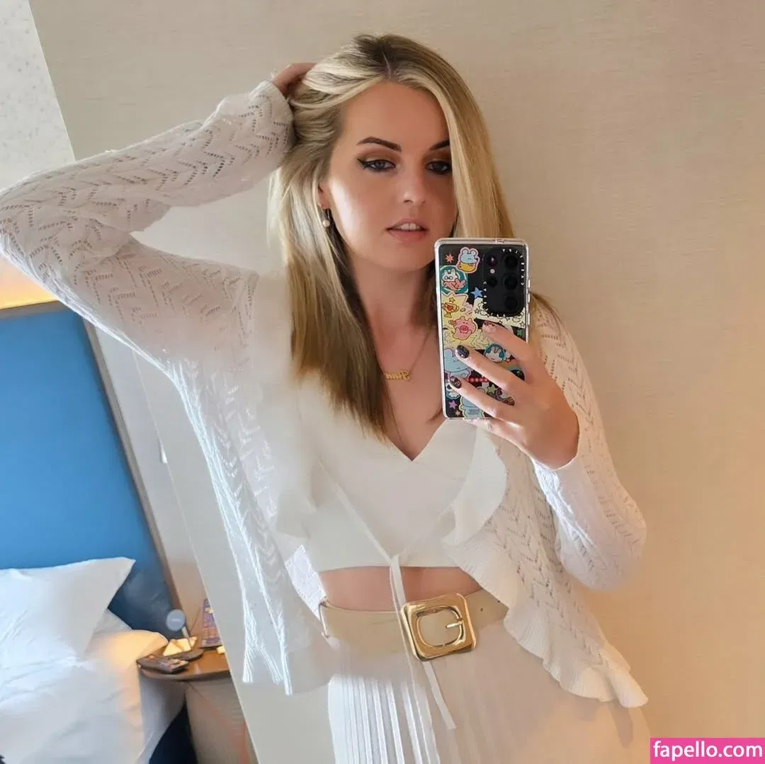 Suzy Lu Onlyfans Photo Gallery 