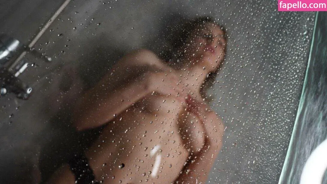 nicolecolina_ Onlyfans Photo Gallery 