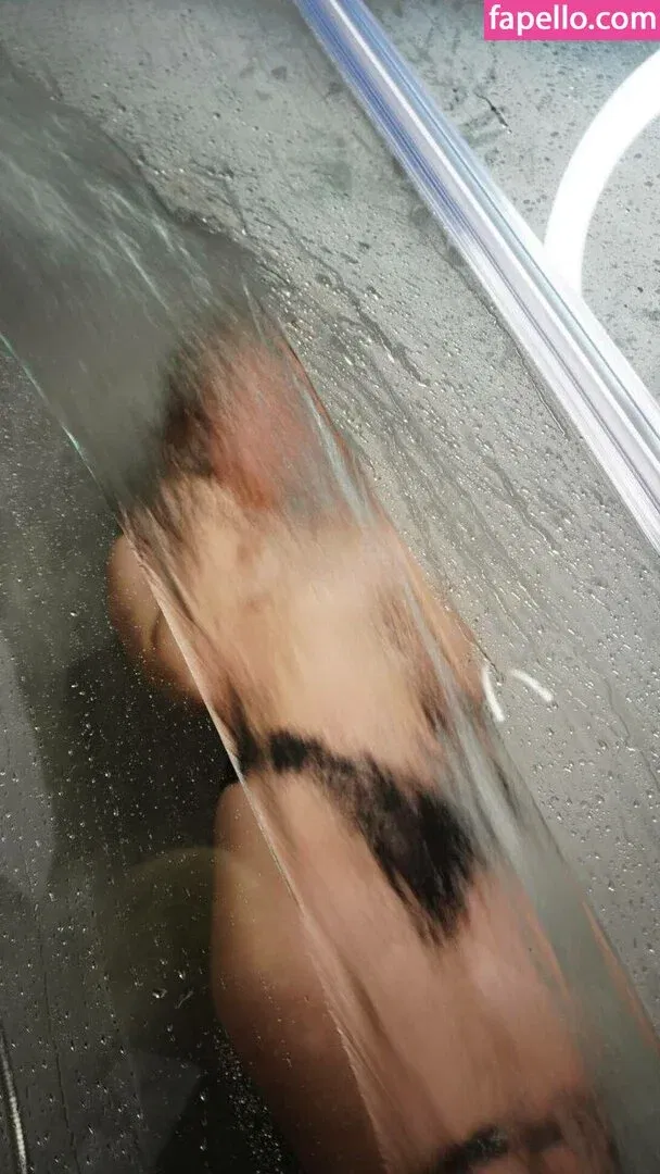 nicolecolina_ Onlyfans Photo Gallery 