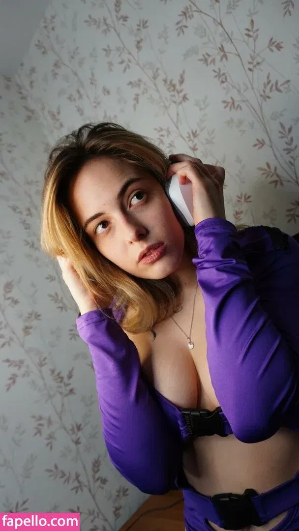 nicolecolina_ Onlyfans Photo Gallery 